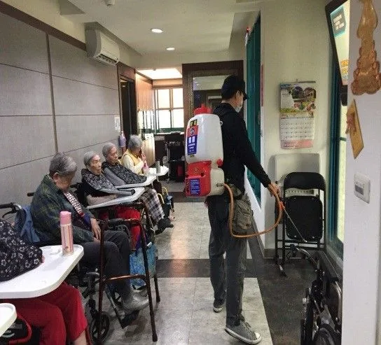 老人養護中心消毒